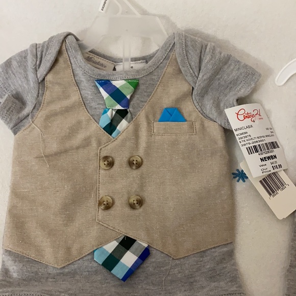 Short sleeve body suit - Picture 2 of 4